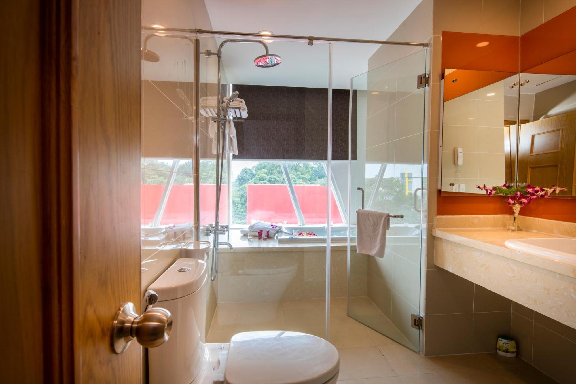 Ttc Hotel Deluxe Airport Ho Chi Minh-staden Exteriör bild
