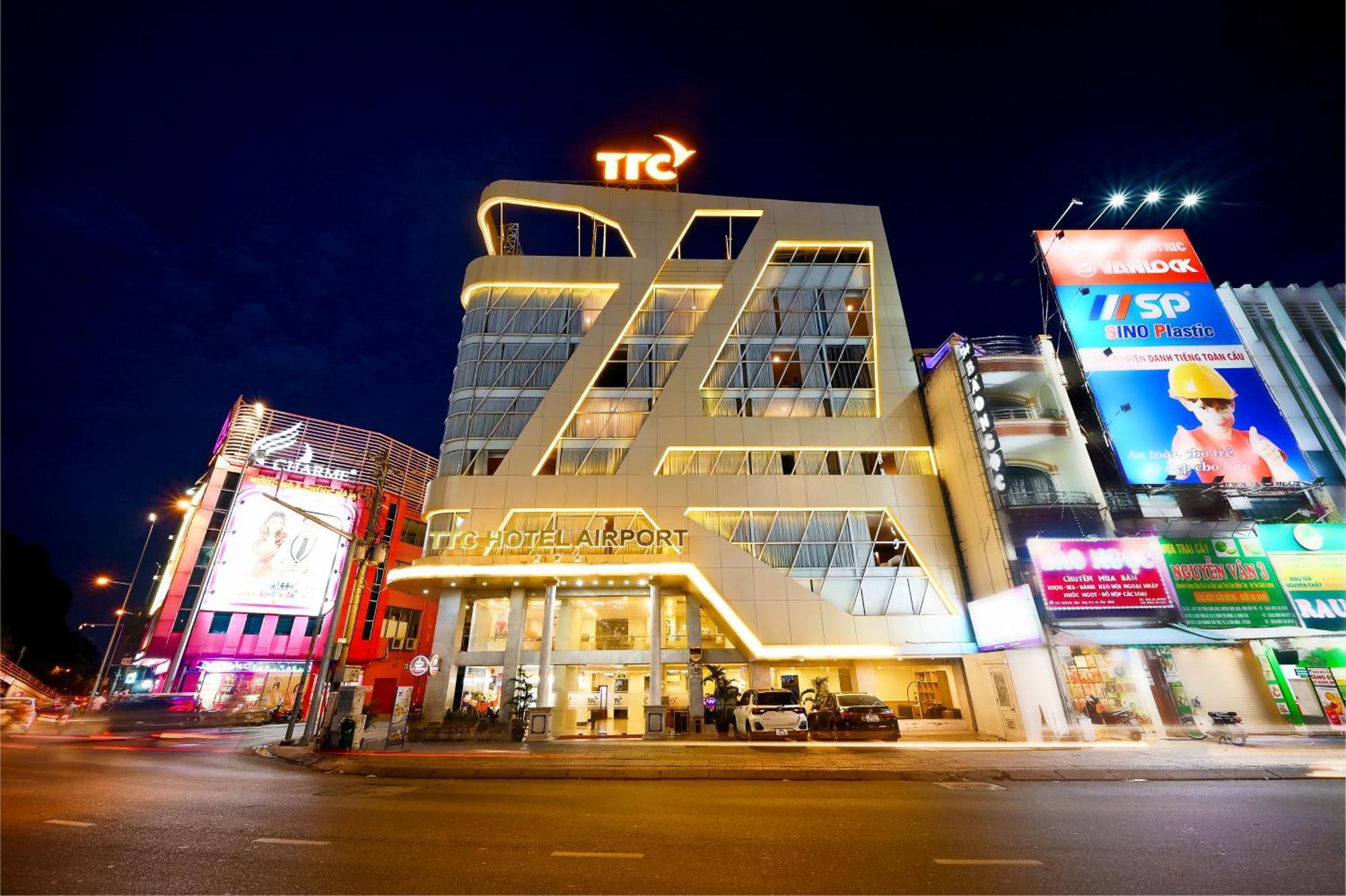 Ttc Hotel Deluxe Airport Ho Chi Minh-staden Exteriör bild