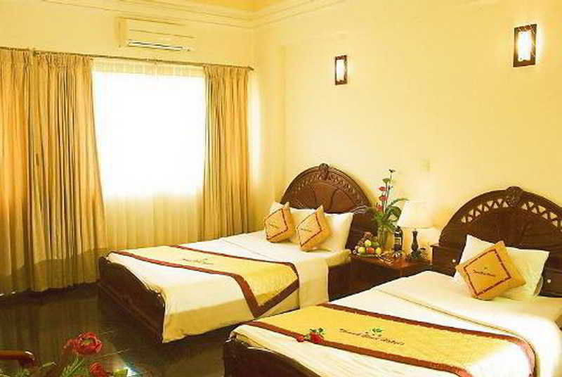 Ttc Hotel Deluxe Airport Ho Chi Minh-staden Exteriör bild